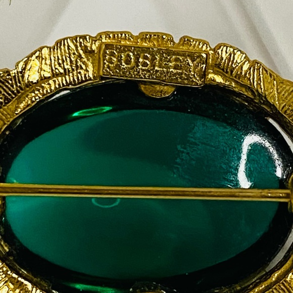 Vintage Joseph Bobley Gold Turtle Brooch with Green Gem - Picture 8 of 8